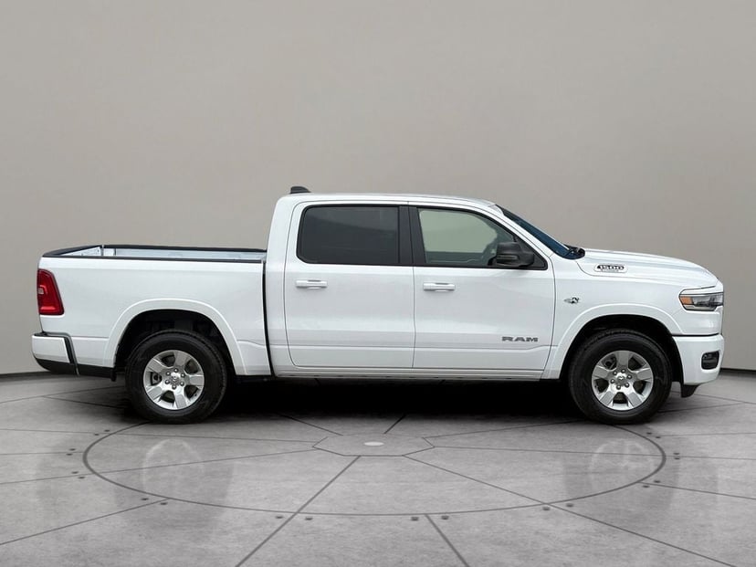 2026 Ram 1500 - Image 2