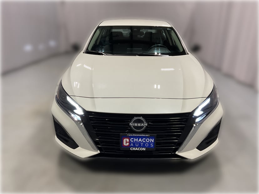 2025 Nissan Altima - Image 3