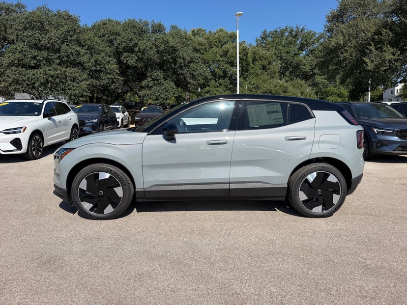 2026 Volvo EX30 - Image 2