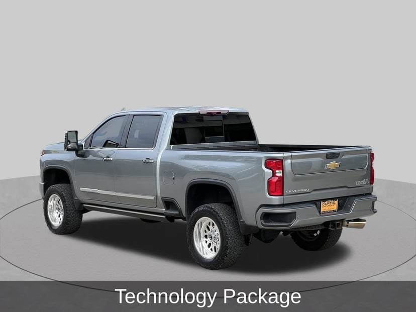 2024 Chevrolet Silverado 2500 HD - Image 2
