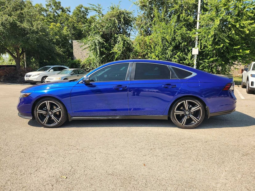 2023 Honda Accord - Image 2