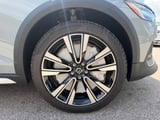 2026 Volvo V60 Cross Country - Preview 5