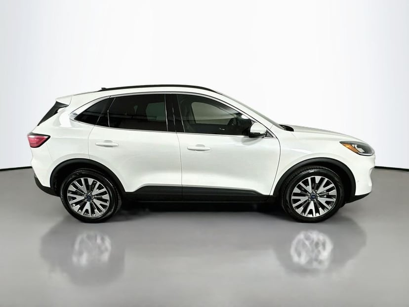 2020 Ford Escape - Image 3