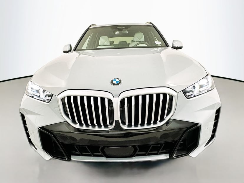 2026 BMW X5 - Image 2