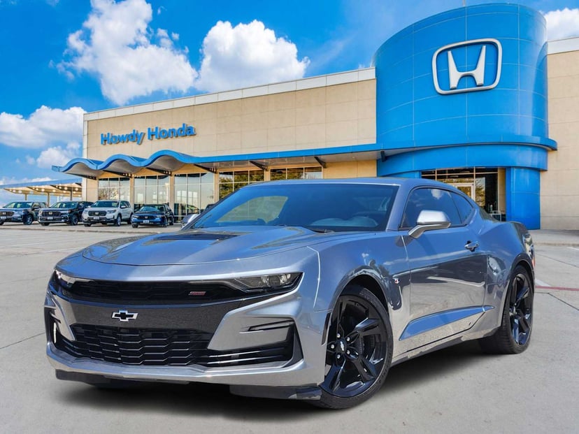2019 Chevrolet Camaro - Image 1