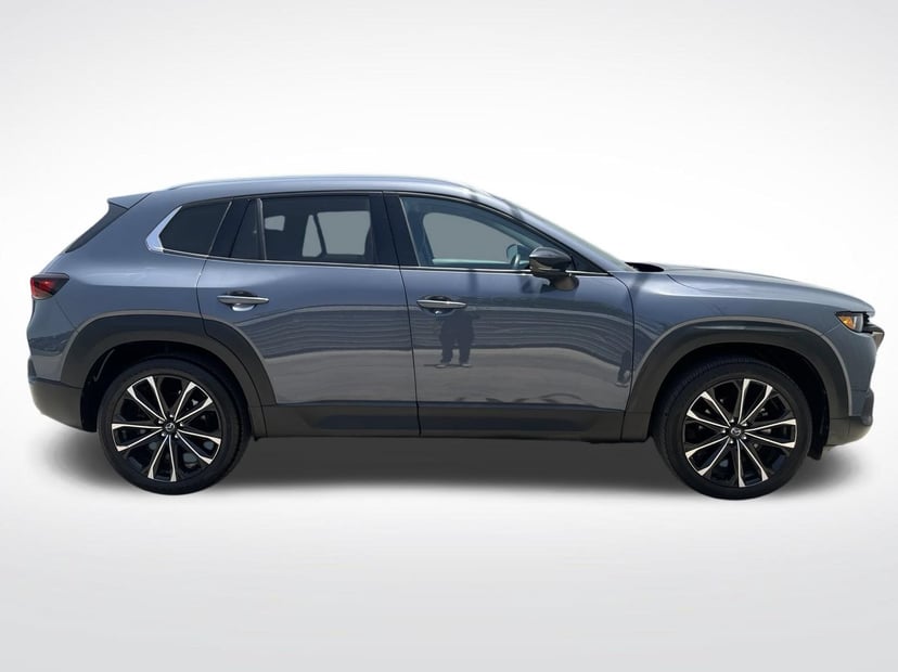 2024 Mazda CX-50 - Image 3