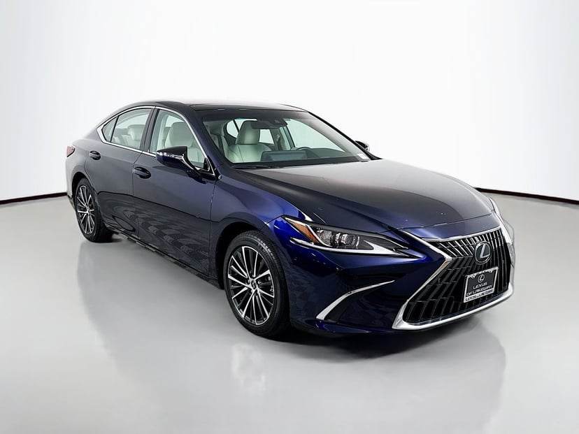 2025 LEXUS ES - Image 2