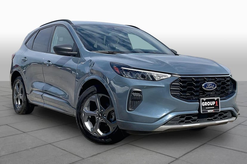 2023 Ford Escape - Image 1
