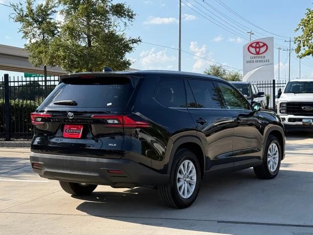 2026 Toyota Grand Highlander - Image 3