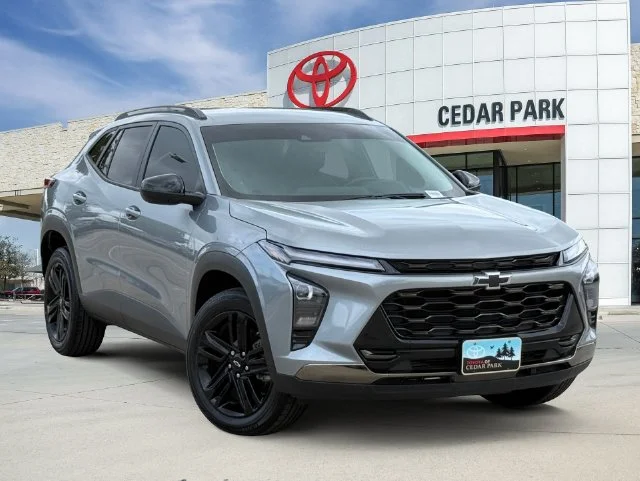 2025 Chevrolet Trax - Image 1