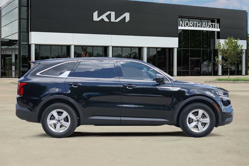 2022 Kia Sorento - Image 3