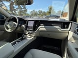 2025 Volvo XC60 - Preview 12