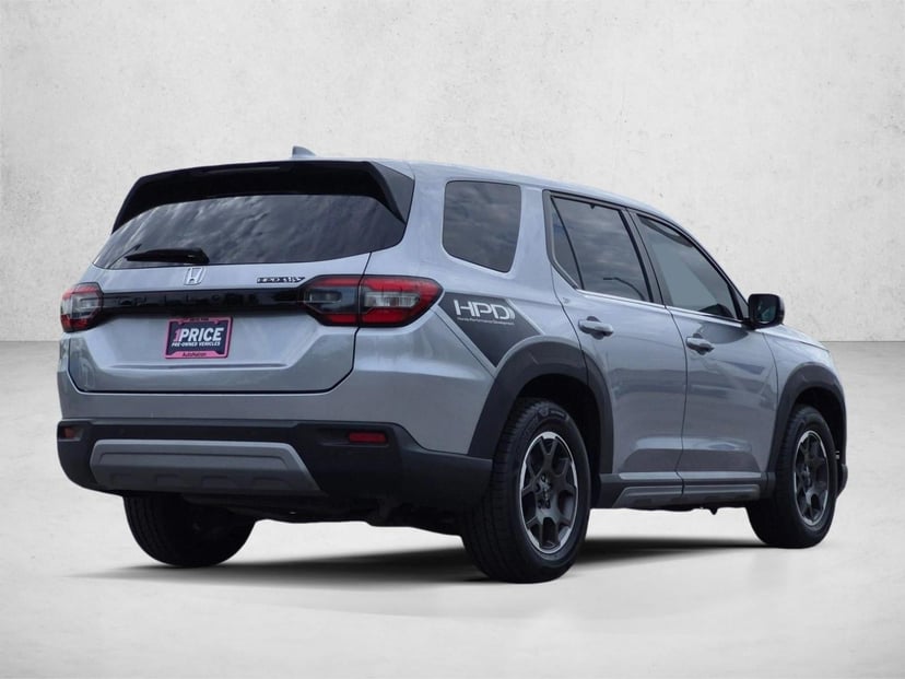 2023 Honda Pilot - Image 2