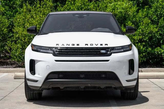 2025 Land Rover Range Rover Evoque - Image 3