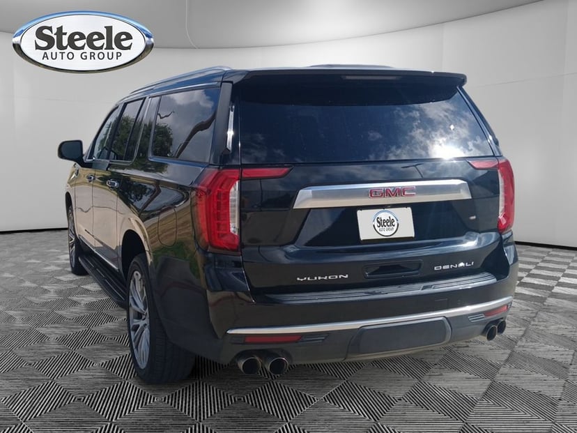 2021 GMC Yukon XL - Image 2