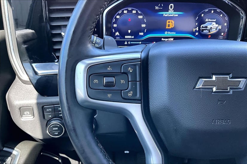 2023 Chevrolet Silverado - Image 2