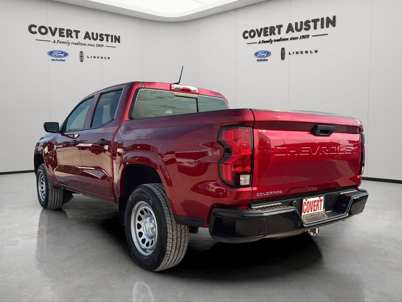 2025 Chevrolet Colorado - Image 3