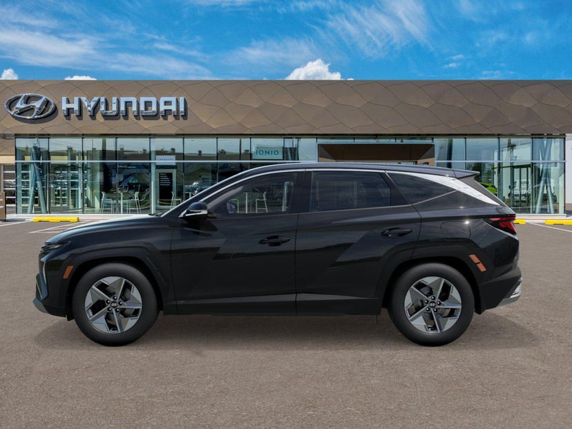 2026 Hyundai Tucson Hybrid - Image 2