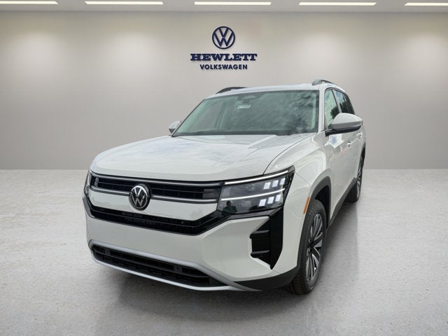 2027 Volkswagen Atlas - Image 1