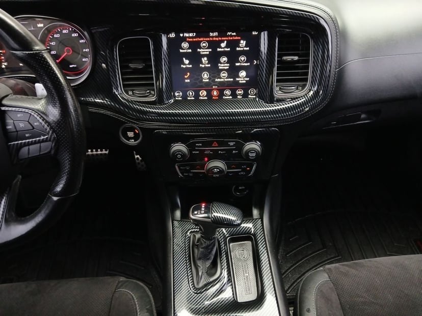 2019 Dodge Charger - Image 2