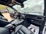 2017 Porsche Macan - Preview 7