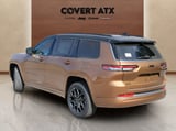 2027 Jeep Grand Cherokee L - Preview 3
