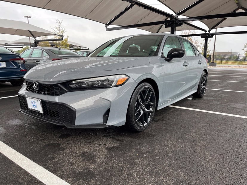2027 Honda Civic - Image 1