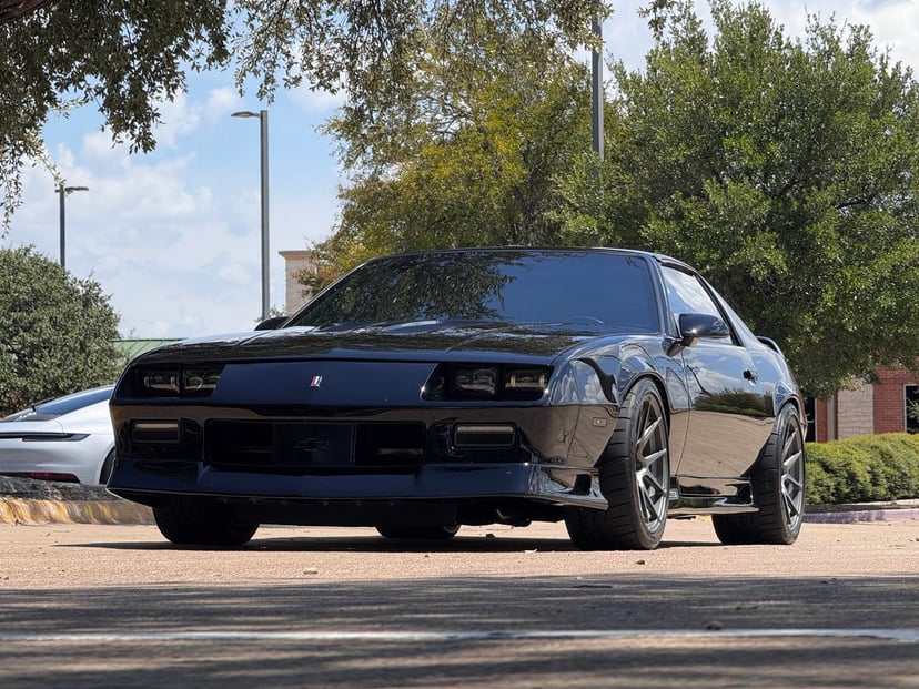 1992 Chevrolet Camaro - Image 2
