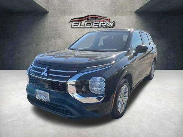 2026 Mitsubishi Outlander - Image 1