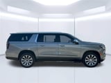 2026 Chevrolet Suburban - Preview 6