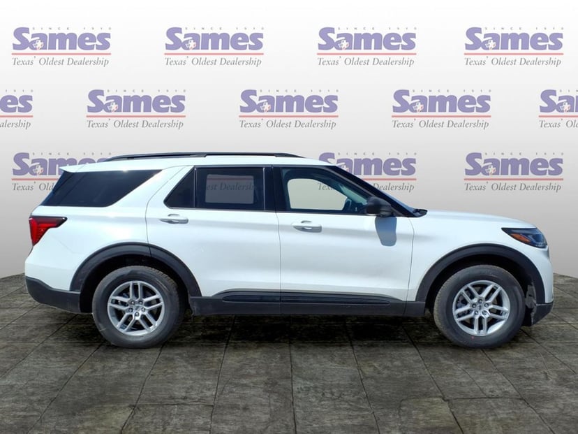 2026 Ford Explorer - Image 2