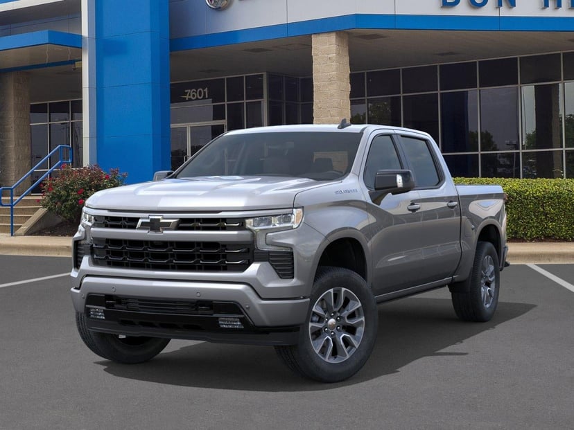 2026 Chevrolet Silverado - Image 2