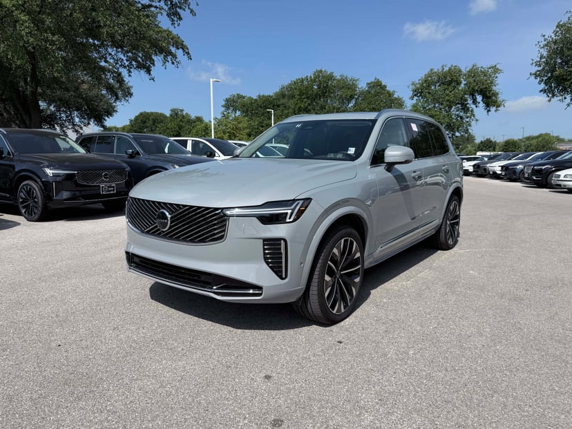 2026 Volvo XC90 - Image 1