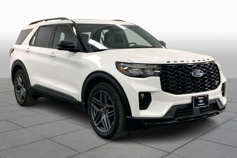 2026 Ford Explorer - Image 2