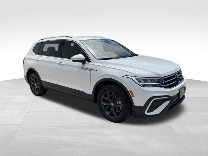2024 Volkswagen Tiguan - Image 1