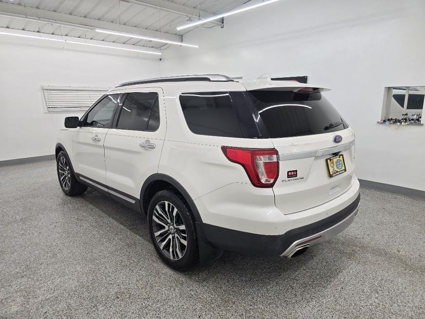 2016 Ford Explorer - Image 3