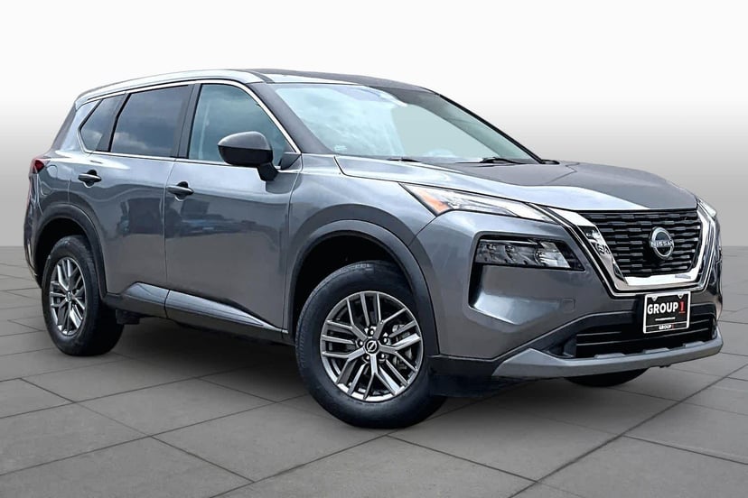 2023 Nissan Rogue - Image 2