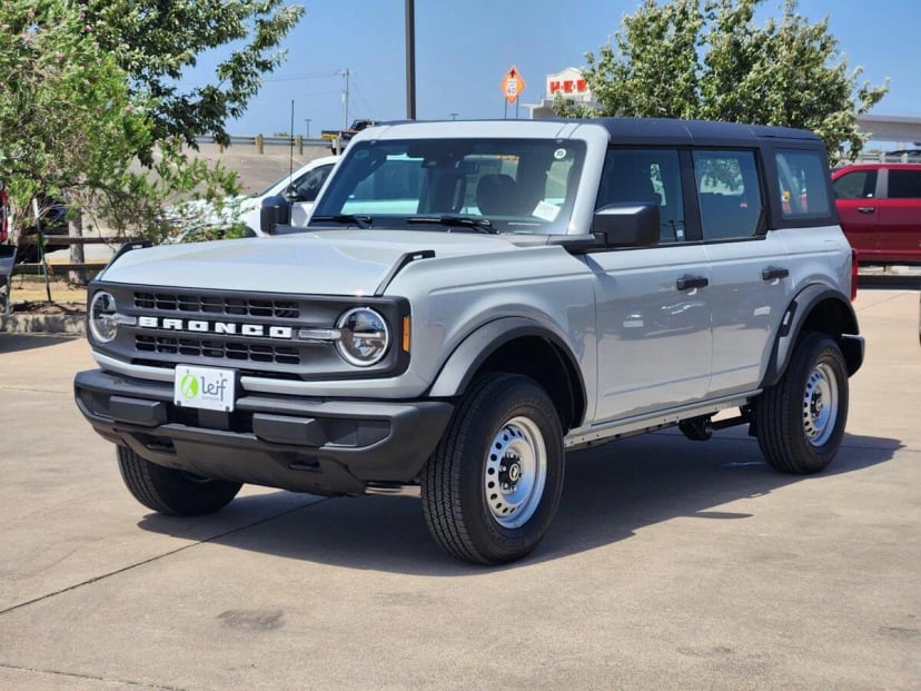 2026 Ford Bronco - Image 1