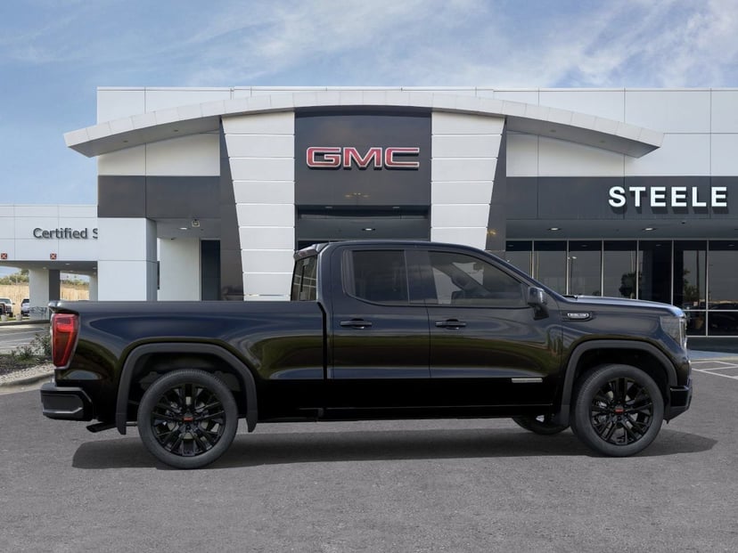 2026 GMC Sierra 1500 - Image 2