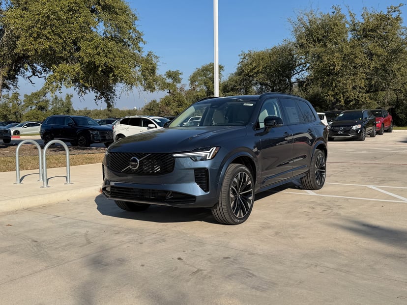 2026 Volvo XC90 - Image 1