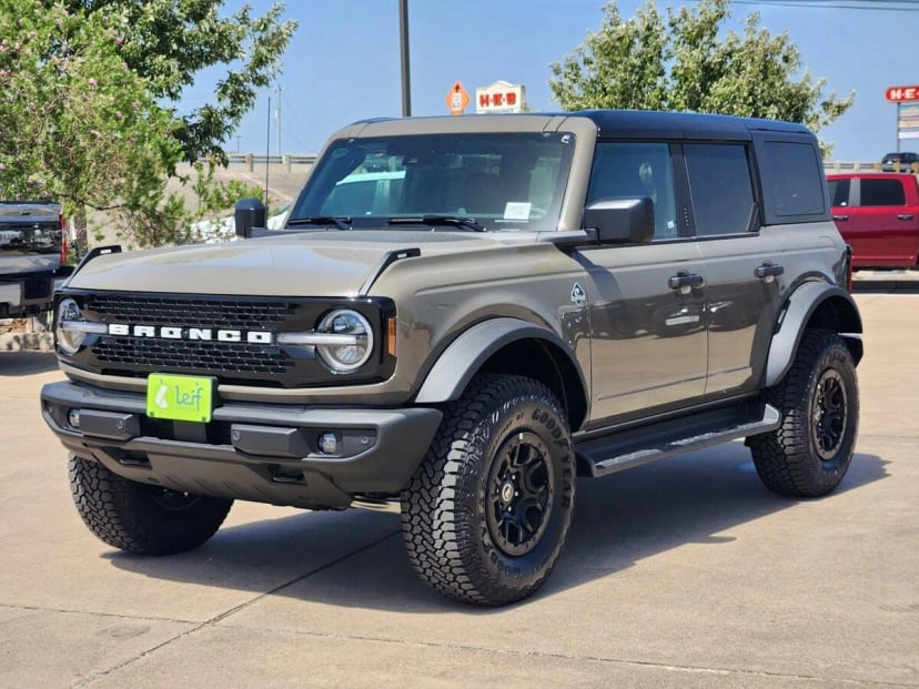 2026 Ford Bronco - Image 1