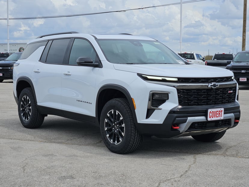 2026 Chevrolet Traverse - Image 2