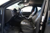 2023 Porsche Cayenne - Preview 9