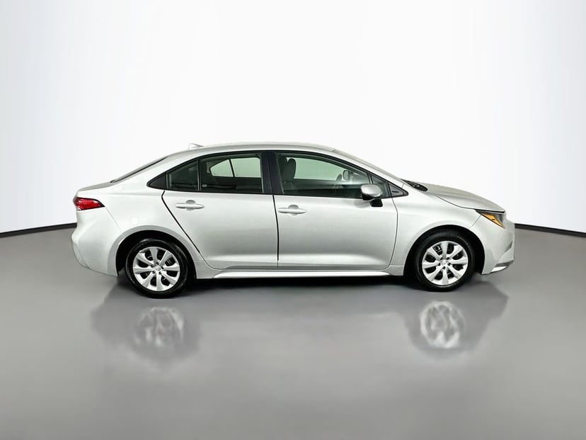 2025 Toyota Corolla - Image 2