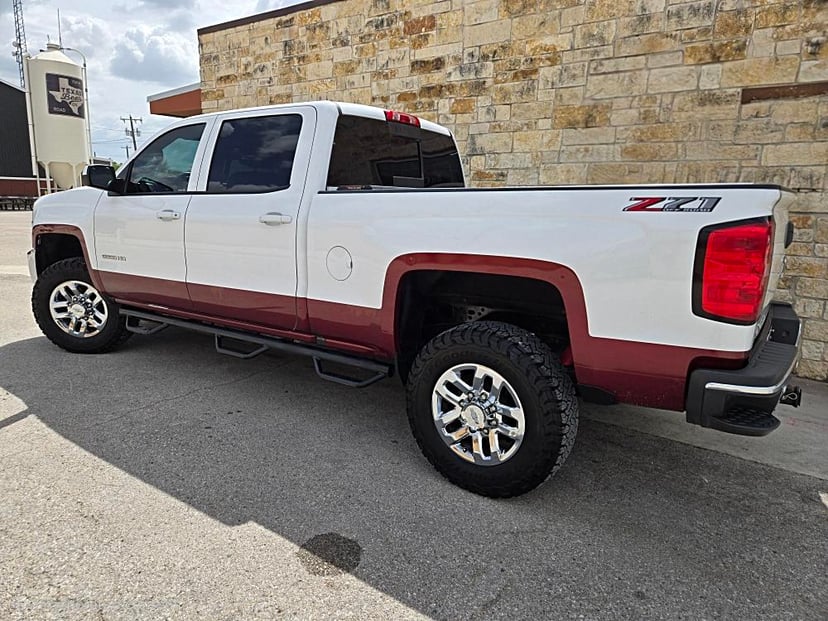 2018 Chevrolet Silverado 2500 HD - Image 3