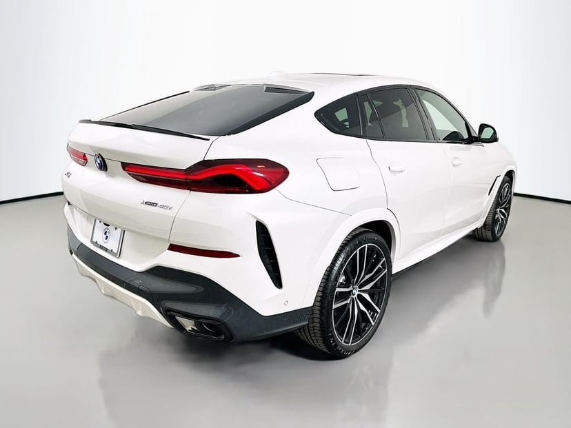 2026 BMW X6 - Image 2