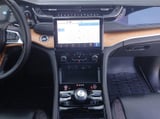 2023 Jeep Grand Cherokee L - Preview 3