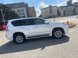 2017 Lexus GX 460 - Preview 6