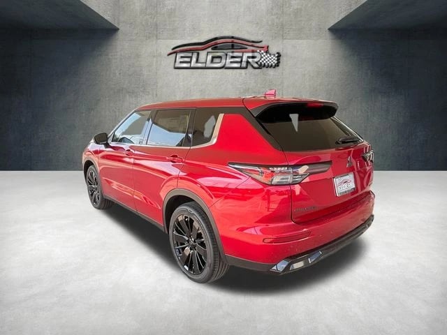 2026 Mitsubishi Outlander - Image 1