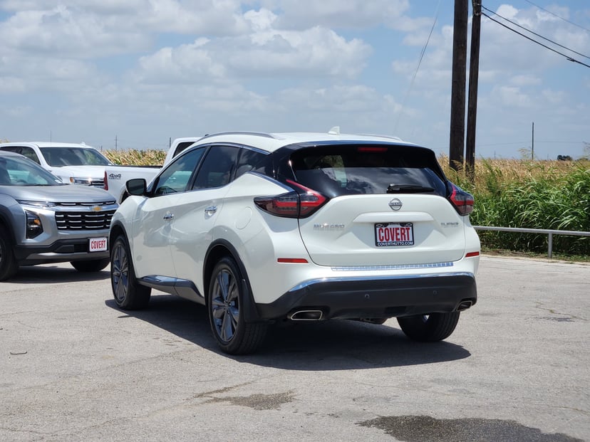 2023 Nissan Murano - Image 3